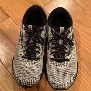 Brooks running sneaker